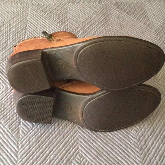 Lucky Brand size 6 brown leather ankle boots for women - Picture 4 of 4